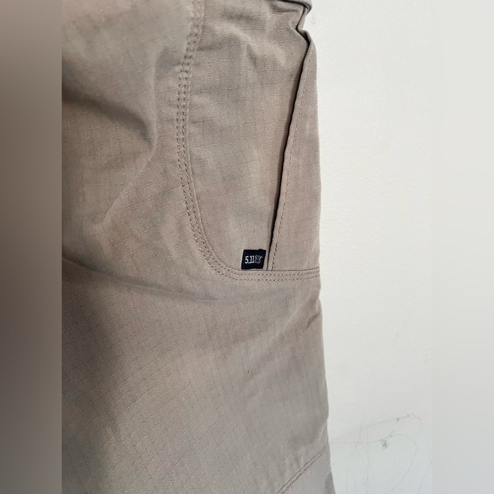 5.11 Tactical Pants Women’s 32x30 utility ripstop work cargo straight leg - Picture 6 of 8